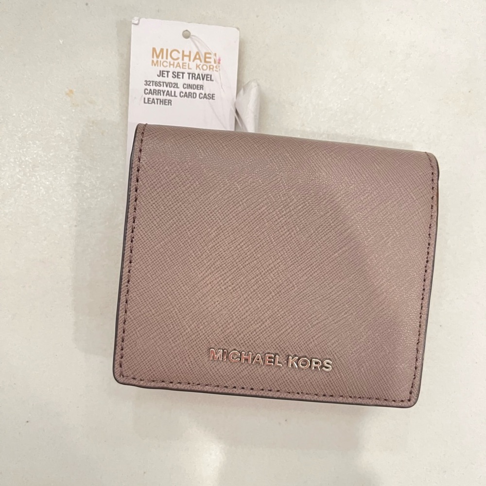 Michael kors wallet- Gray